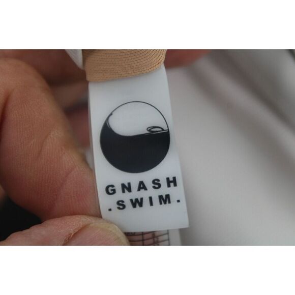 Gnash One Shoulder White Ribbed Bikini Top Sz 8 Bottom Sz 6 Swimsuit - Picture 15 of 16